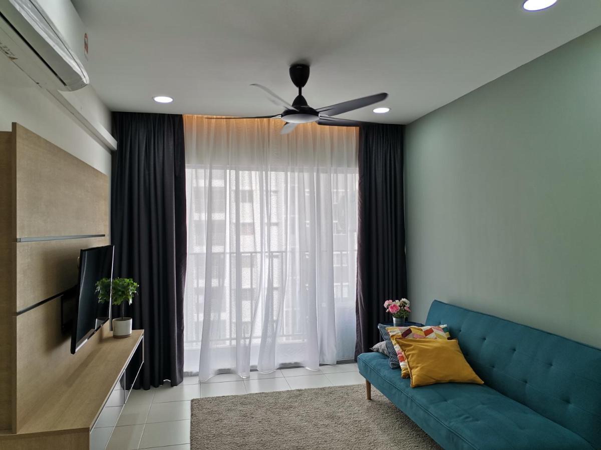 Rumah Sarah Semenyih Esterno foto